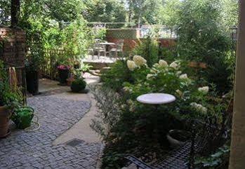 City-Oase Dresden Exterior photo